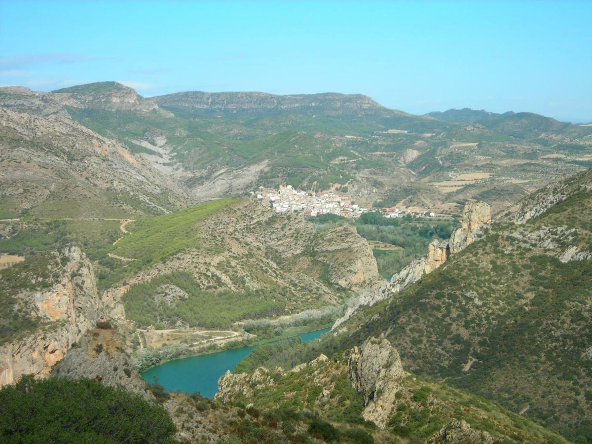 Alquiler En Importante Zona De Escalada !! Διαμέρισμα Camarasa Εξωτερικό φωτογραφία